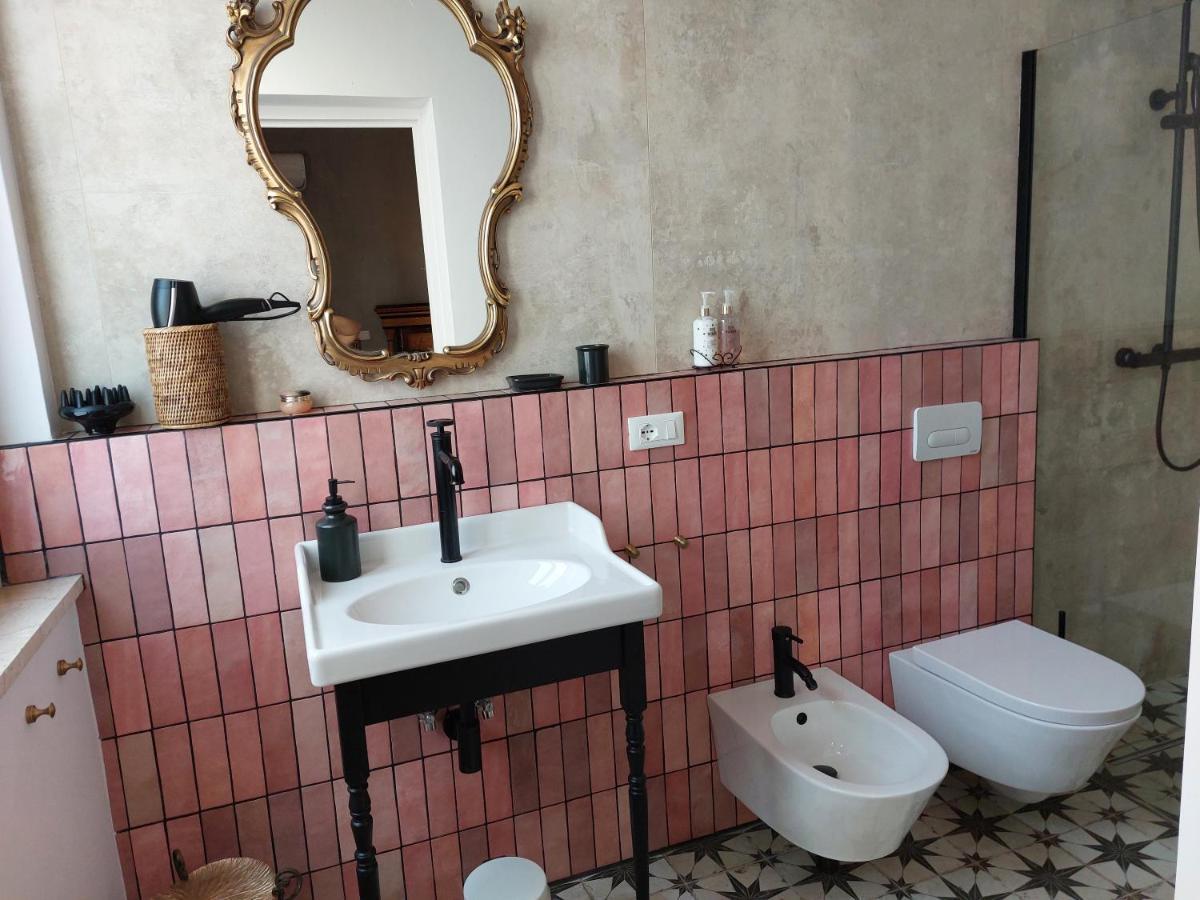 Sant'Omero Bed And Breakfast La Pecora Rosa מראה חיצוני תמונה