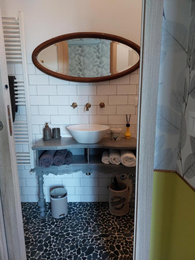 Sant'Omero Bed And Breakfast La Pecora Rosa מראה חיצוני תמונה